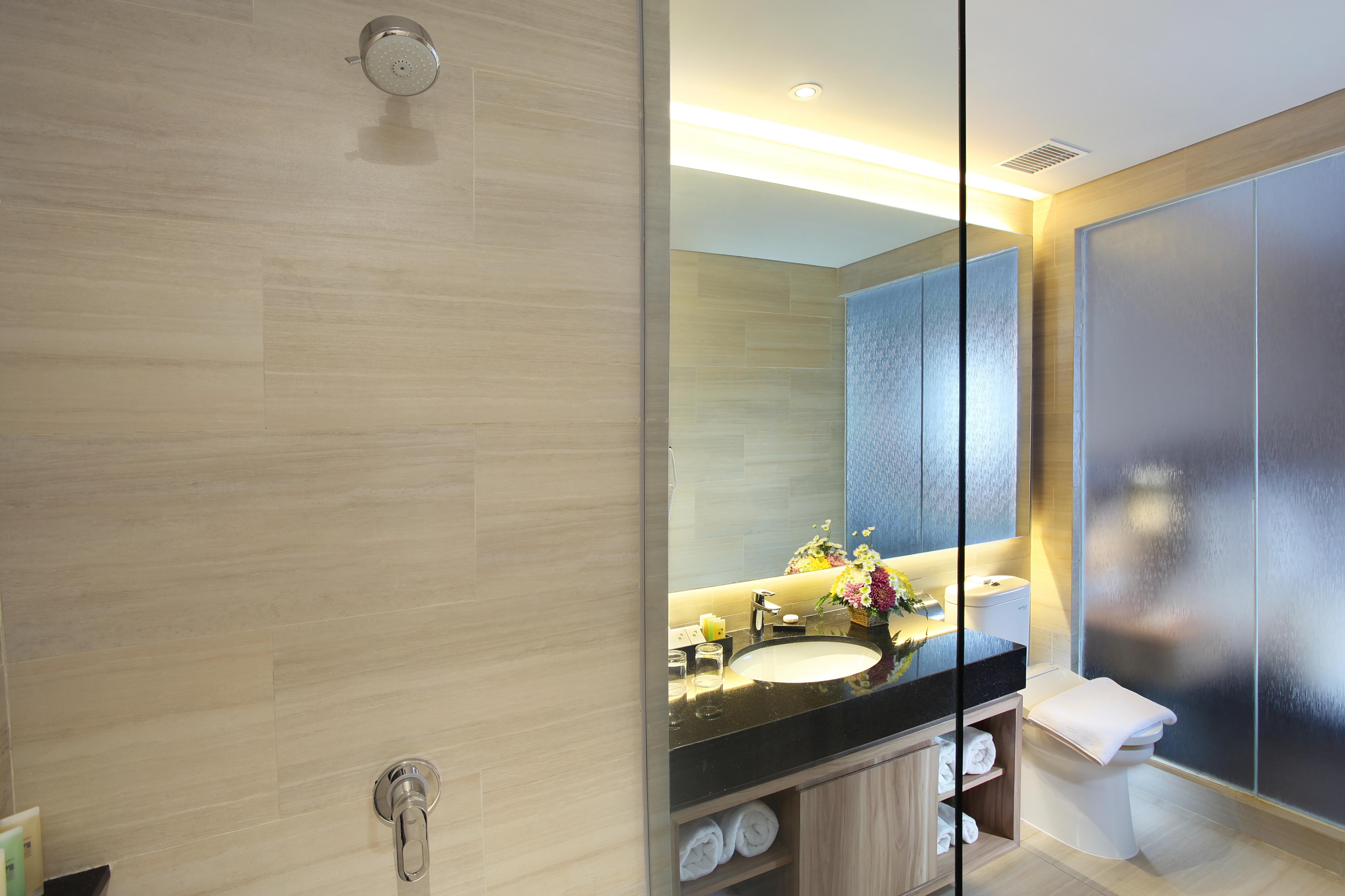 Swiss-Belinn Karawang Luaran gambar