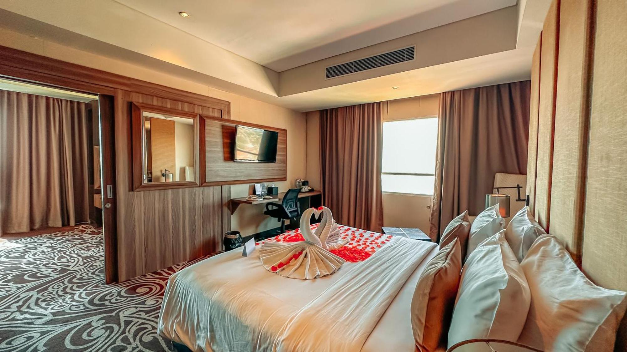 Swiss-Belinn Karawang Luaran gambar
